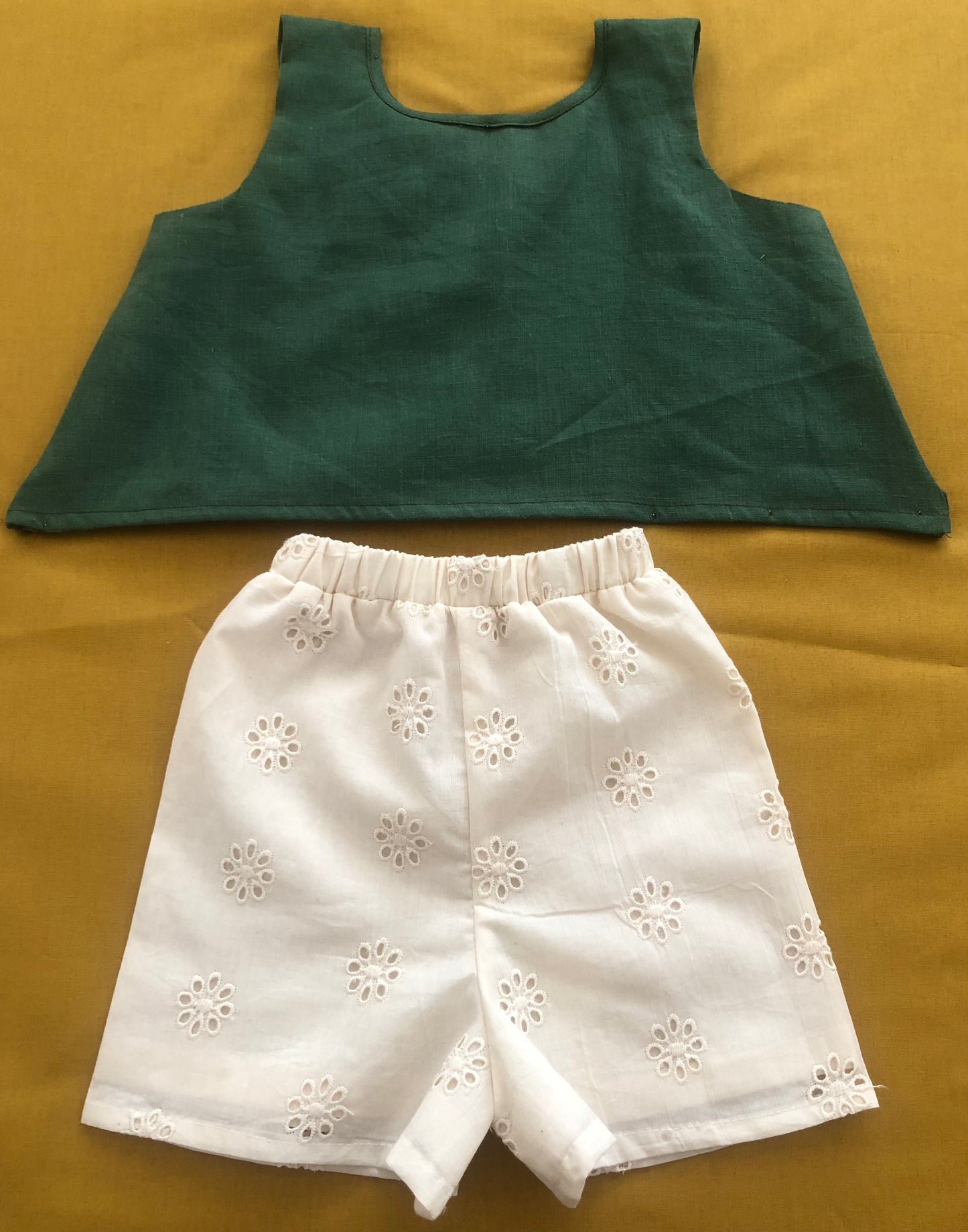 two-piece set-Linen Green Top with Cream Hakoba Shorts