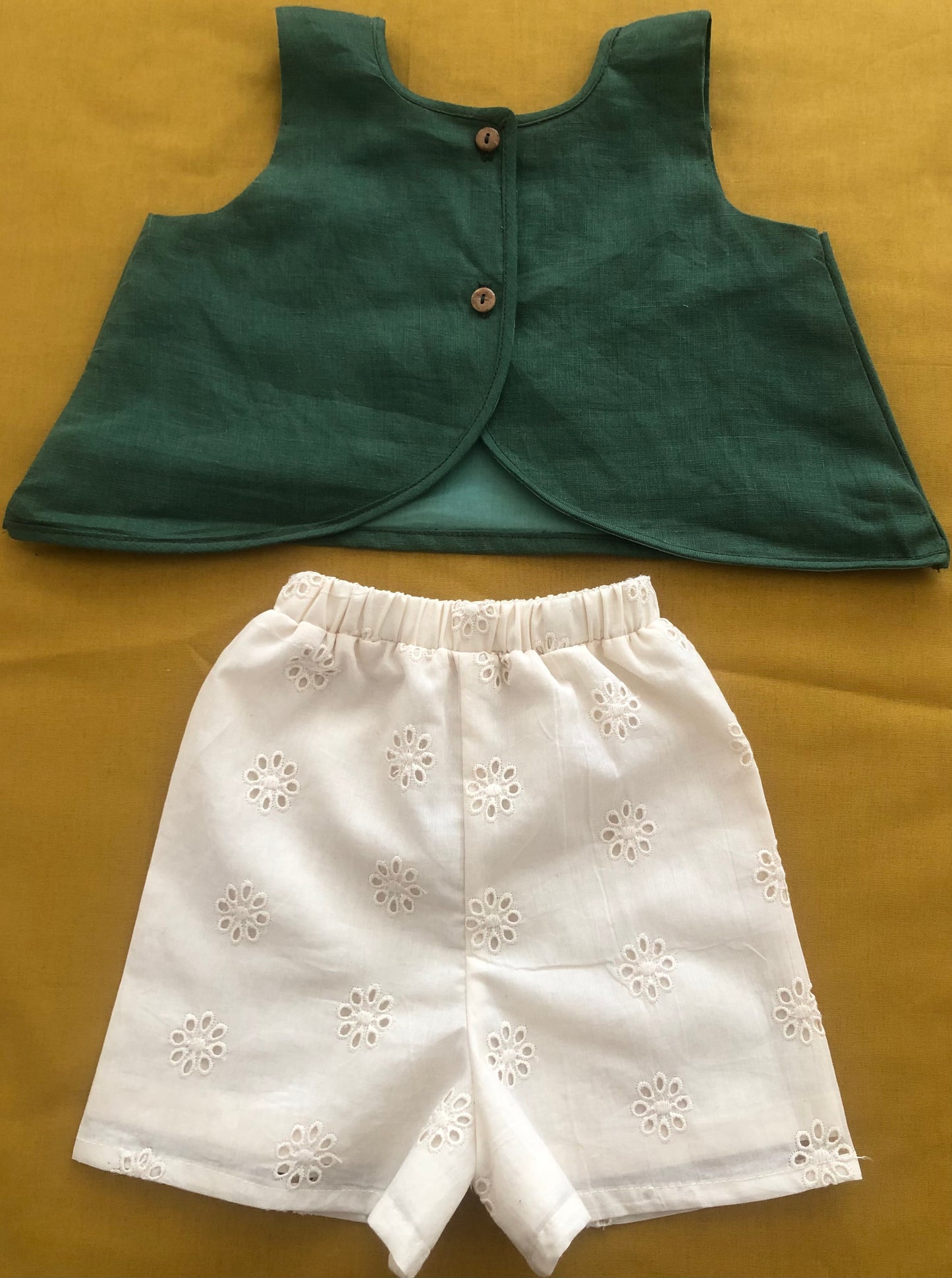 two-piece set-Linen Green Top with Cream Hakoba Shorts